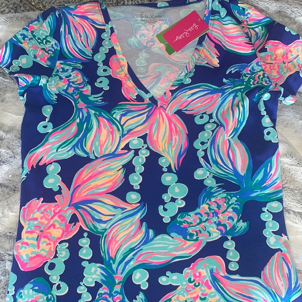 Lily Pulitzer T shirt